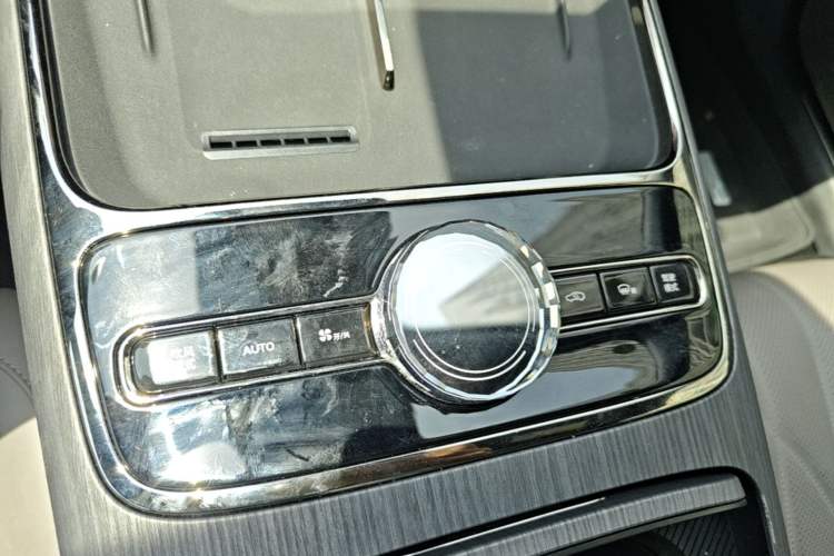 Used Geely Galaxy 8 2025 130km EM-P Starship Edition Gear Lever