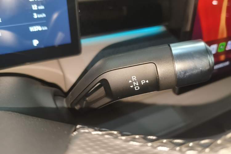Used Geely Galaxy 8 2025 130km EM-i Deluxe Edition Gear Lever