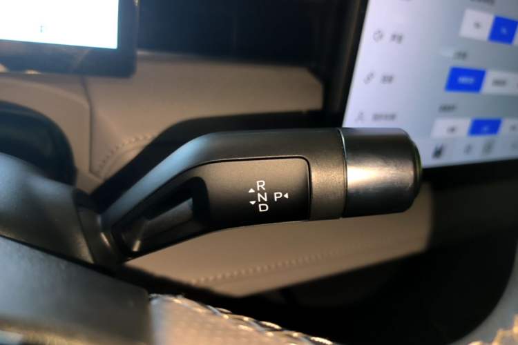 Used Geely Galaxy 8 2025 130km EM-i Deluxe Edition Gear Lever
