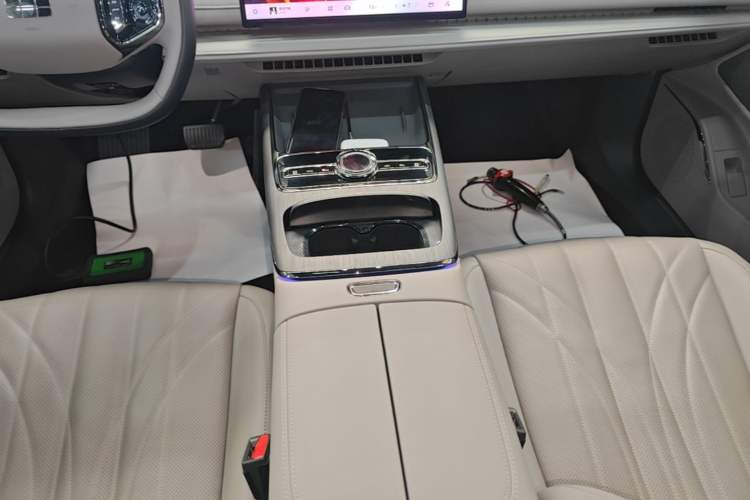 Used Geely Galaxy 8 2025 130km EM-P Starship Edition Gear Lever