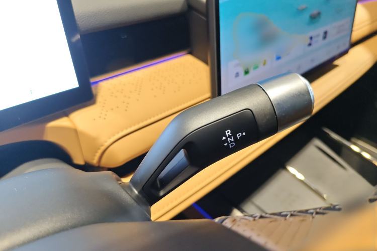 Used Geely Galaxy 8 2025 130km EM-P Starship Edition Gear Lever