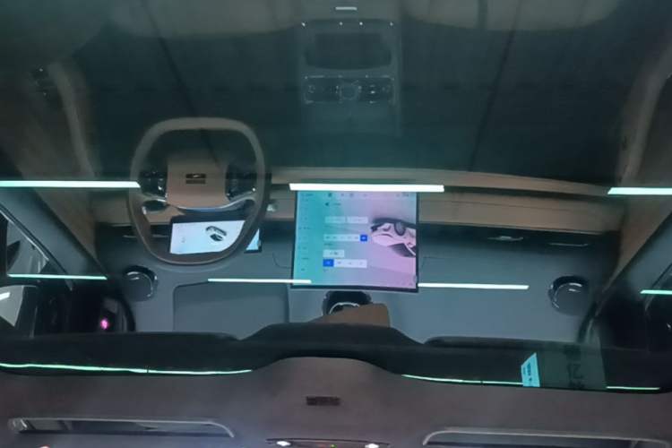 Used Geely Galaxy 8 2025 130km EM-P Starship Edition Headliner