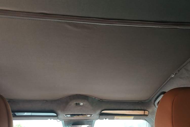 Used Geely Galaxy 8 2025 130km EM-i Flagship Edition Headliner