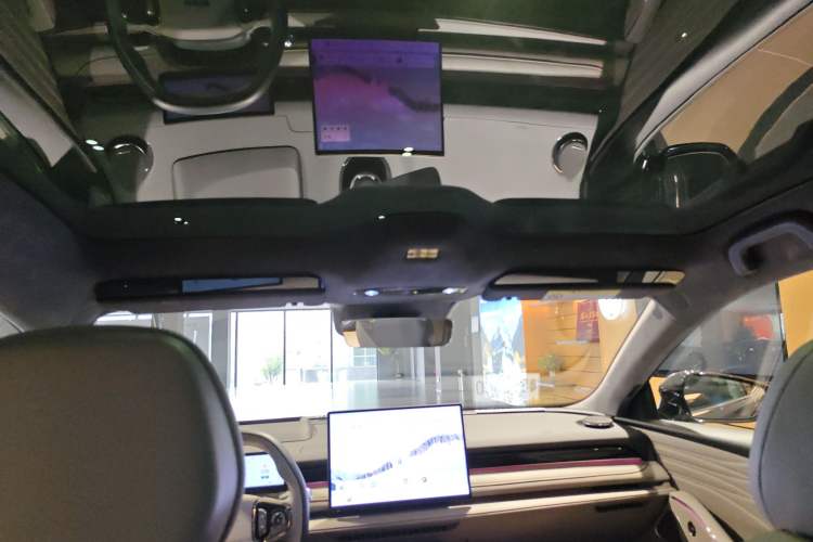 Used Geely Galaxy 8 2025 130km EM-P Starship Edition Headliner