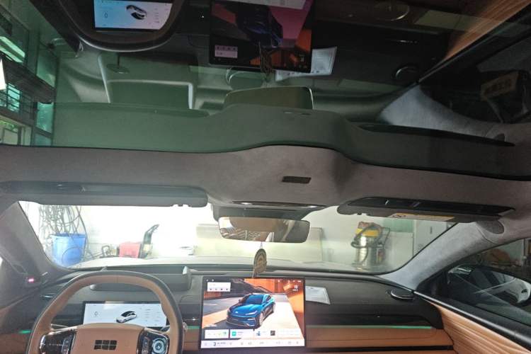 Used Geely Galaxy 8 2025 130km EM-P Starship Edition Headliner