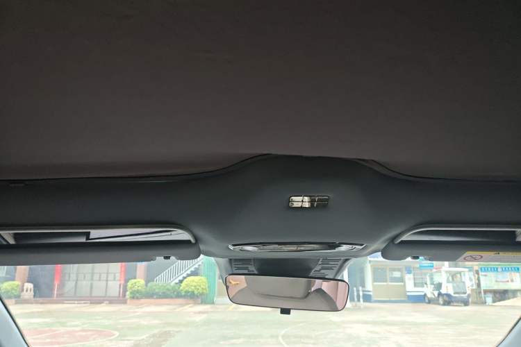 Used Geely Galaxy 8 2025 130km EM-i Prestige Edition Headliner