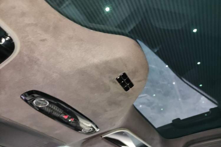 Used Geely Galaxy 8 2025 130km EM-i Flagship Edition Headliner