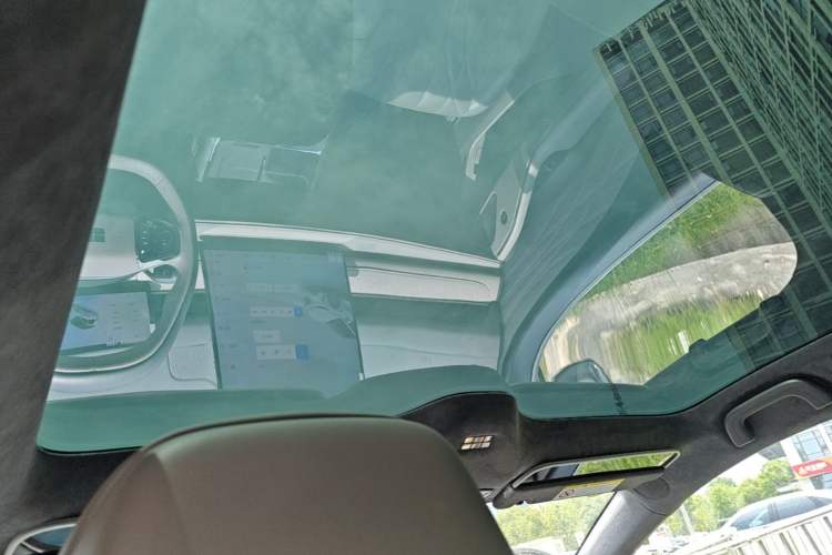 Used Geely Galaxy 8 2025 130km EM-P Starship Edition Headliner