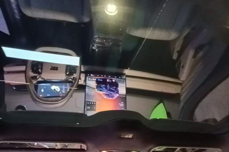 Used Geely Galaxy 8 2025 130km EM-P Starship Edition Headliner