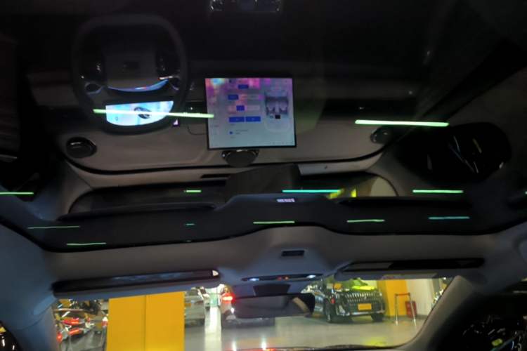 Used Geely Galaxy 8 2025 130km EM-i Deluxe Edition Headliner