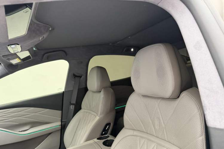 Used Geely Galaxy 8 2025 130km EM-P Starship Edition Headliner