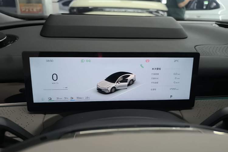 Used Geely Galaxy 8 2025 130km EM-P Starship Edition Instrument Cluster