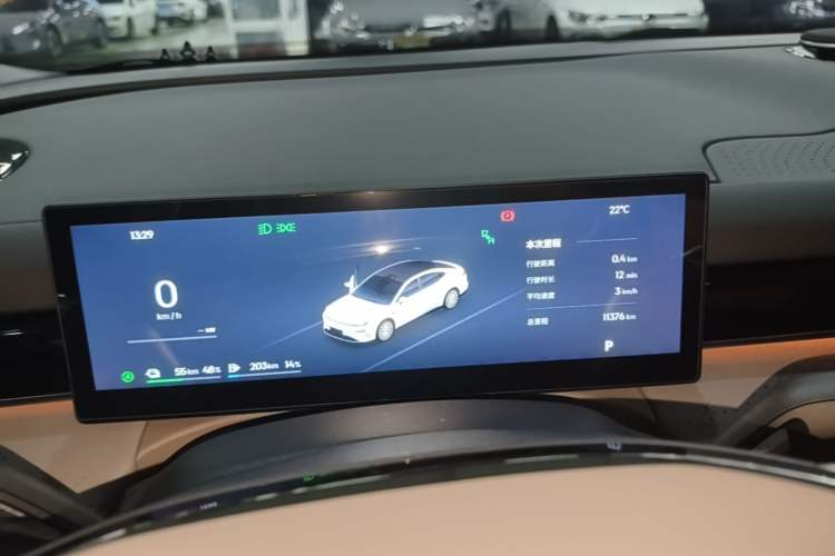 Used Geely Galaxy 8 2025 130km EM-i Deluxe Edition Instrument Cluster