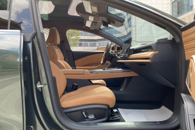 Used Geely Galaxy 8 2025 130km EM-P Starship Edition Interior 1