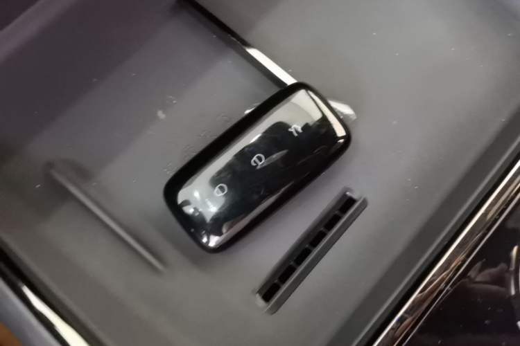 Used Geely Galaxy 8 2025 130km EM-i Flagship Edition Interior 1