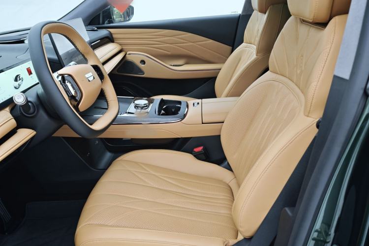 Used Geely Galaxy 8 2025 130km EM-P Starship Edition Interior 1