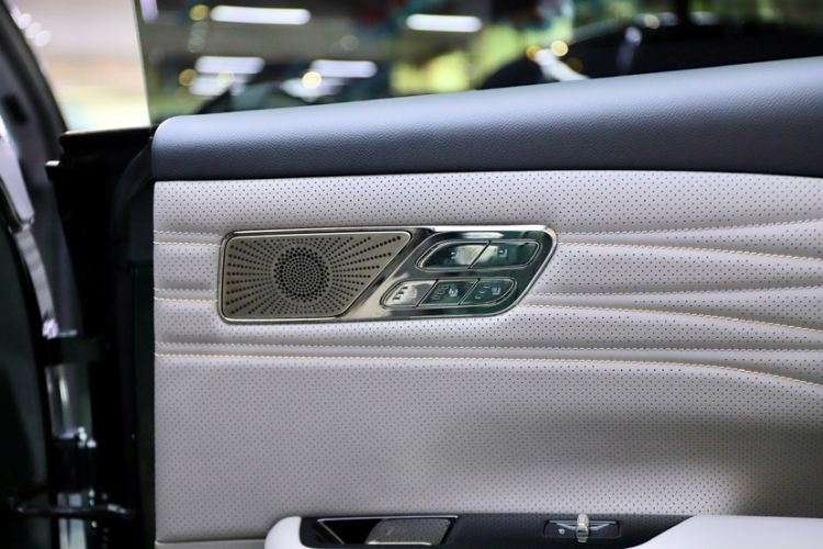 Used Geely Galaxy 8 2025 130km EM-P Starship Edition Interior 10