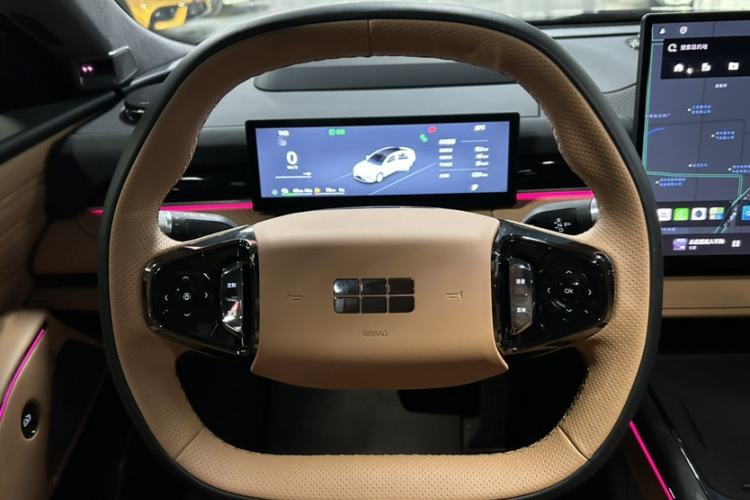 Used Geely Galaxy 8 2025 130km EM-P Starship Edition Interior 3