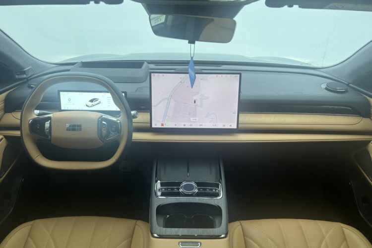 Used Geely Galaxy 8 2025 130km EM-P Starship Edition Interior 3