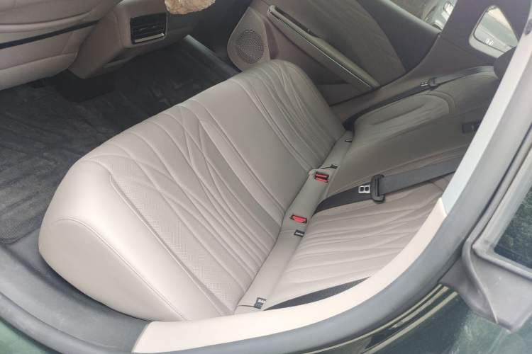 Used Geely Galaxy 8 2025 130km EM-i Prestige Edition Interior 4