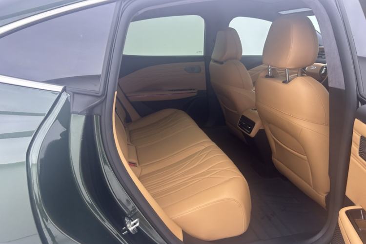 Used Geely Galaxy 8 2025 130km EM-P Starship Edition Interior 6