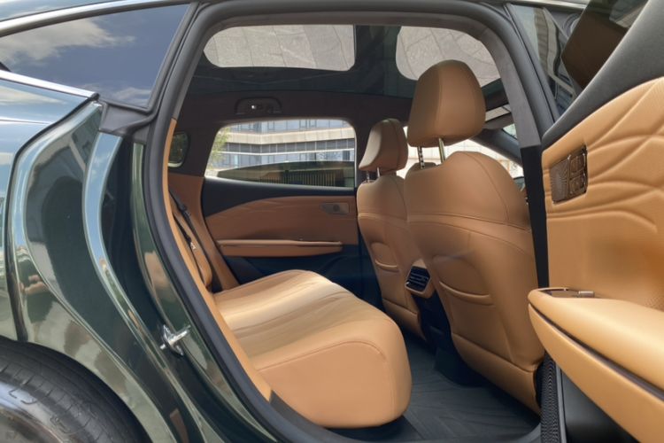 Used Geely Galaxy 8 2025 130km EM-P Starship Edition Interior 7