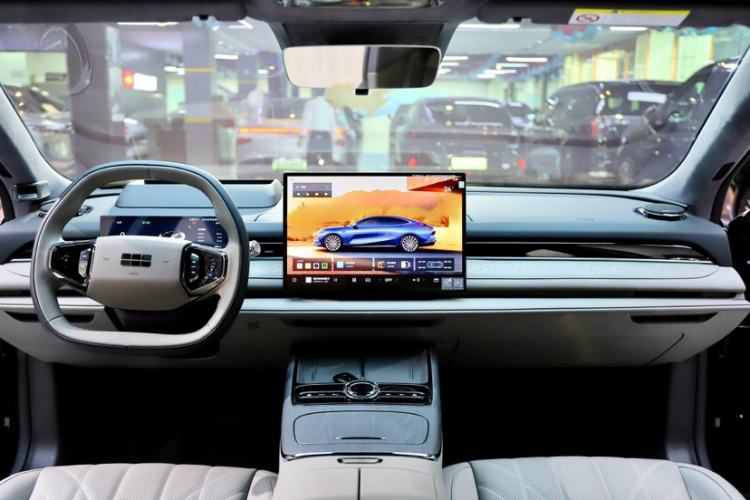 Used Geely Galaxy 8 2025 130km EM-P Starship Edition Interior 9