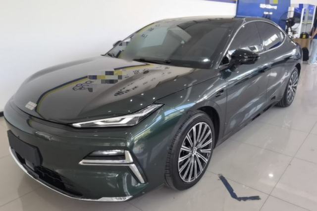 Used Geely Galaxy 8 2025 130km EM-i Flagship Edition