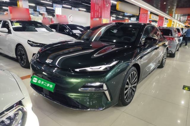 Used Geely Galaxy 8 2025 130km EM-P Starship Edition