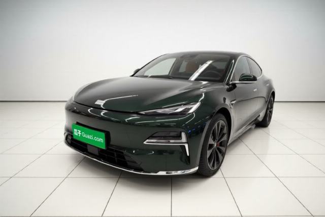 Used Geely Galaxy 8 2025 130km EM-P Starship Edition