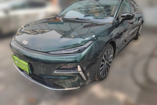 Used Geely Galaxy 8 2025 130km EM-P Starship Edition