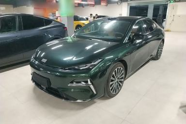 Used Geely Galaxy 8 2025 130km EM-P Starship Edition