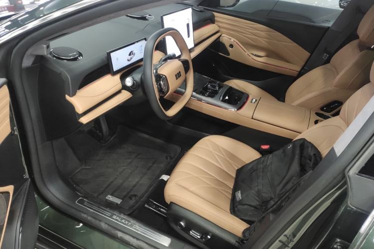 Used Geely Galaxy 8 2025 130km EM-P Exploration Edition Left Front Seat