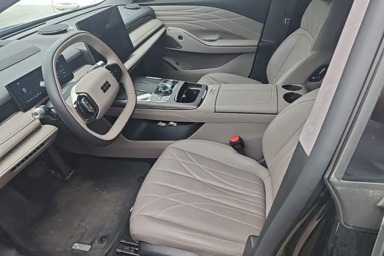 Used Geely Galaxy 8 2025 130km EM-P Starship Edition Left Front Seat