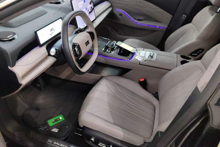 Used Geely Galaxy 8 2025 130km EM-P Starship Edition Left Front Seat