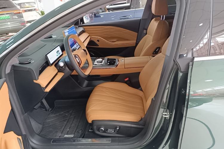 Used Geely Galaxy 8 2025 130km EM-i Flagship Edition Left Front Seat