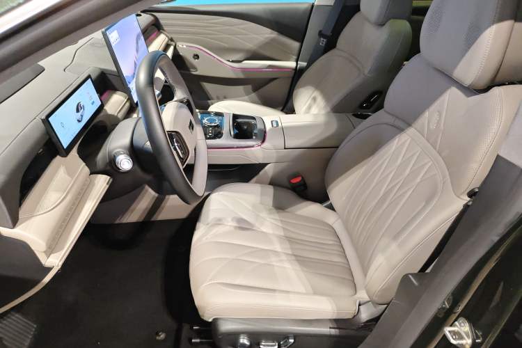 Used Geely Galaxy 8 2025 130km EM-P Starship Edition Left Front Seat