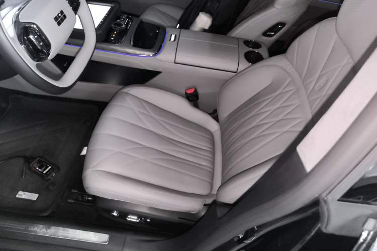 Used Geely Galaxy 8 2025 130km EM-P Starship Edition Left Front Seat