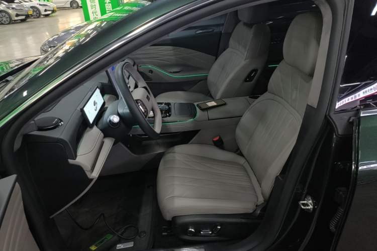Used Geely Galaxy 8 2025 130km EM-P Starship Edition Left Front Seat