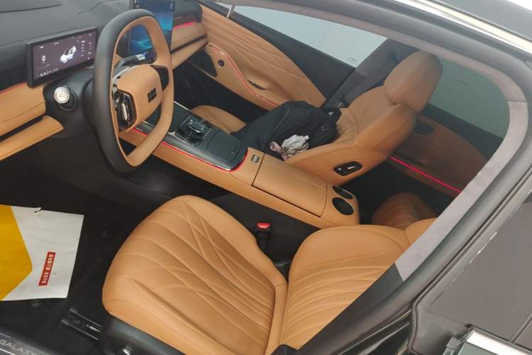 Used Geely Galaxy 8 2025 130km EM-P Starship Edition Left Front Seat