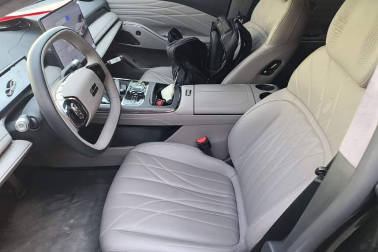 Used Geely Galaxy 8 2025 130km EM-P Starship Edition Left Front Seat