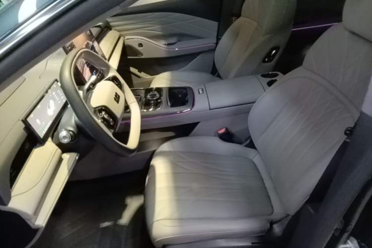 Used Geely Galaxy 8 2025 130km EM-P Starship Edition Left Front Seat