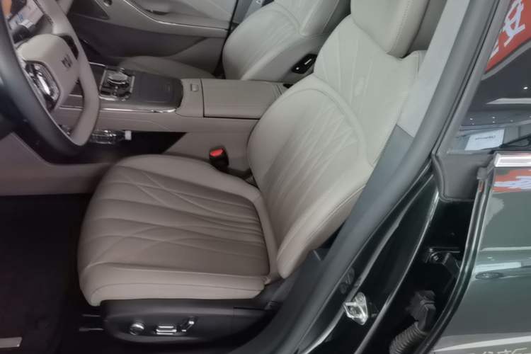 Used Geely Galaxy 8 2025 130km EM-P Starship Edition Left Front Seat