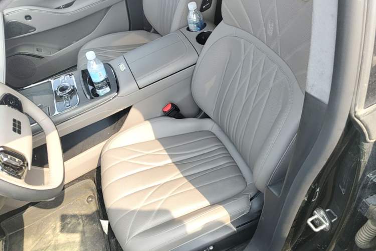 Used Geely Galaxy 8 2025 130km EM-P Starship Edition Left Front Seat