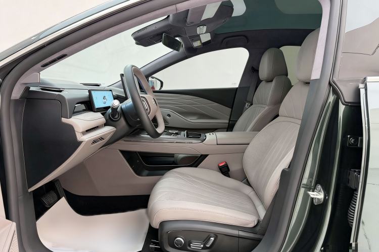 Used Geely Galaxy 8 2025 130km EM-P Starship Edition Left Front Seat