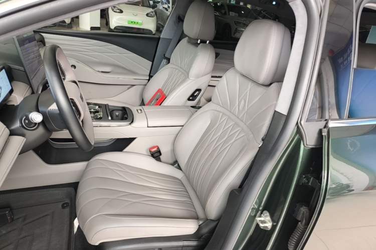 Used Geely Galaxy 8 2025 130km EM-P Starship Edition Left Front Seat