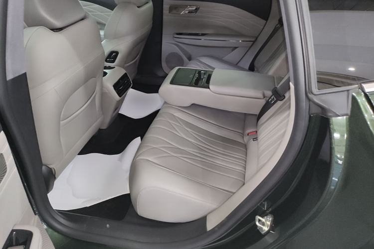 Used Geely Galaxy 8 2025 130km EM-P Starship Edition Left Rear Seat