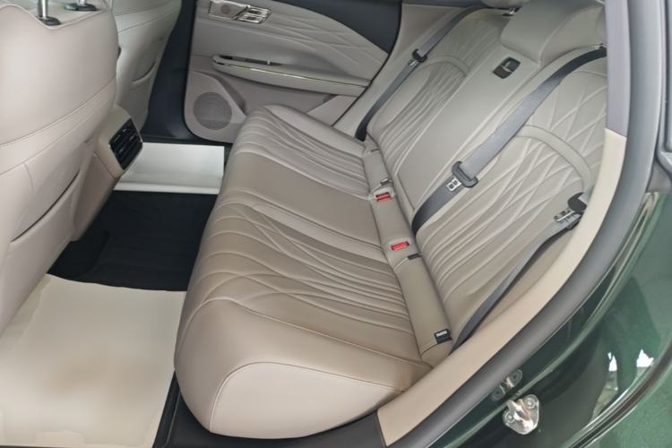 Used Geely Galaxy 8 2025 130km EM-P Starship Edition Left Rear Seat