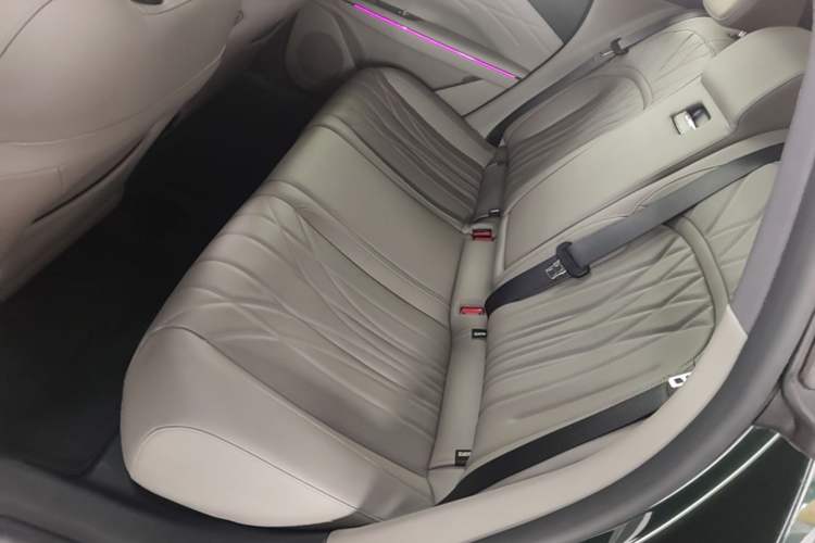 Used Geely Galaxy 8 2025 130km EM-P Starship Edition Left Rear Seat
