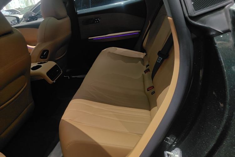Used Geely Galaxy 8 2025 130km EM-i Deluxe Edition Left Rear Seat